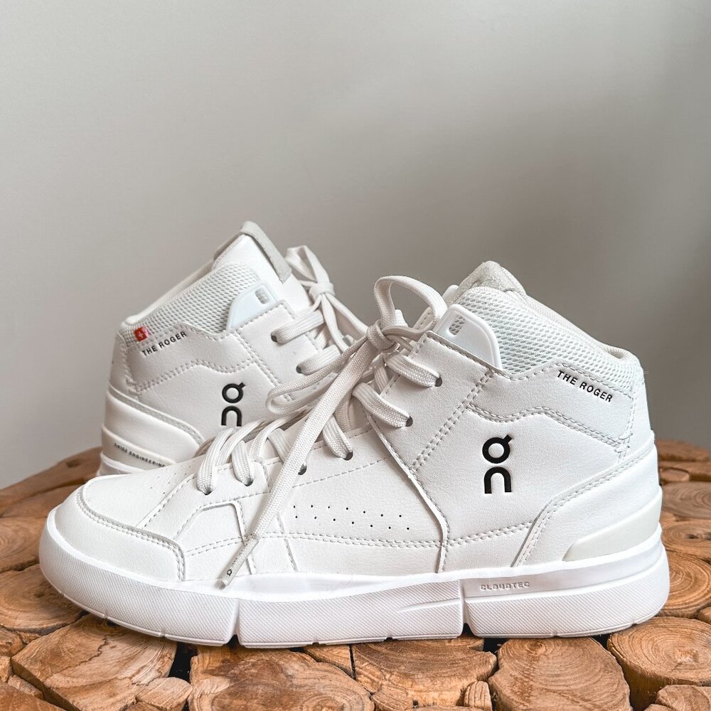 BRAND NEW, NEVER WORN On Running Roger Clubhouse Mid